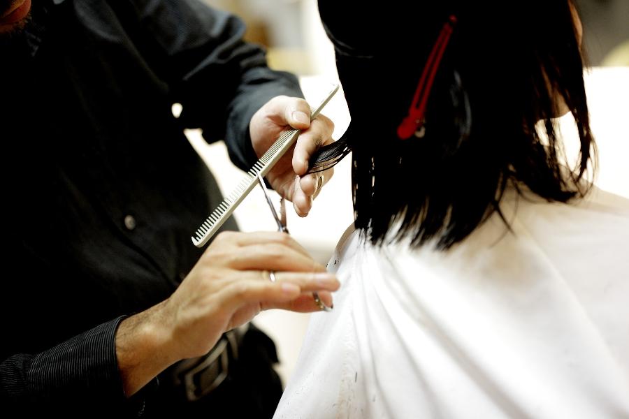 В Тамбовской области приостановили работу парикмахерских и салонов красоты