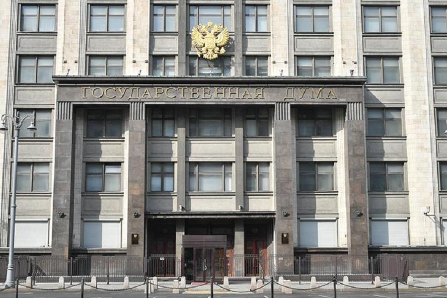 В России приняли закон о неотложных мерах поддержки экономики