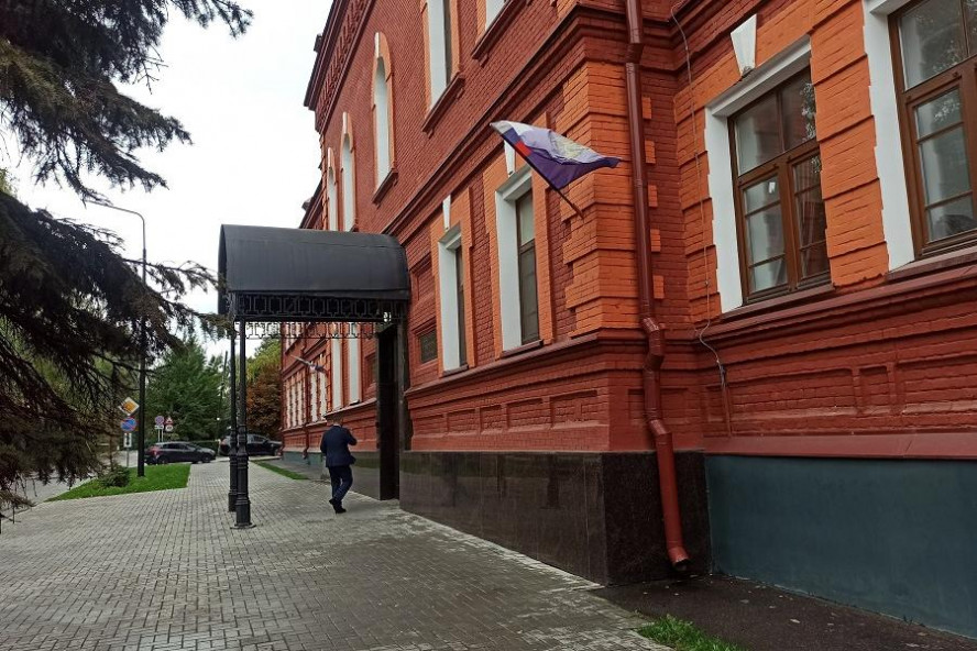 Житель Токарёвского района вырастил 22 куста конопли в теплице