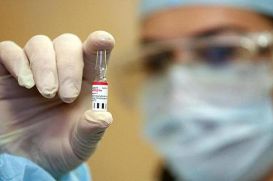 Начались испытания вакцины от коронавируса на добровольцах старше 60 лет