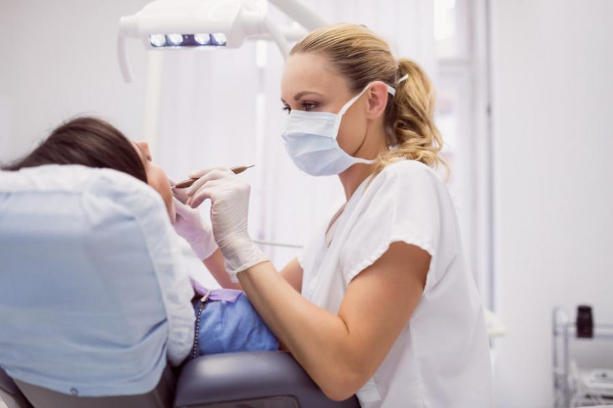 Стоматолог перечислила причины зубной боли зимой