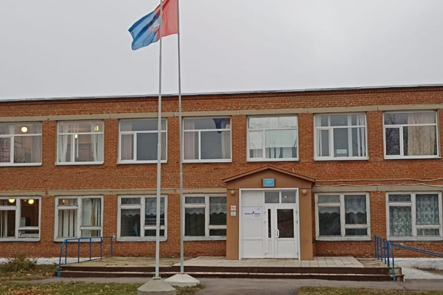 Прокуратура обязала администрацию отремонтировать крышу в Липовском филиале школы