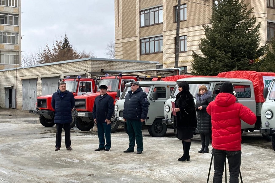Лесхозам Тамбовской области вручили новую лесопожарную технику