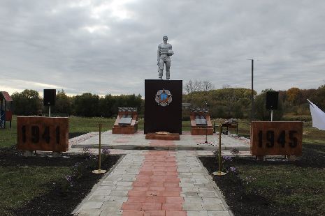 В Мордовском районе открыли мемориальный комплекс погибшим воинам