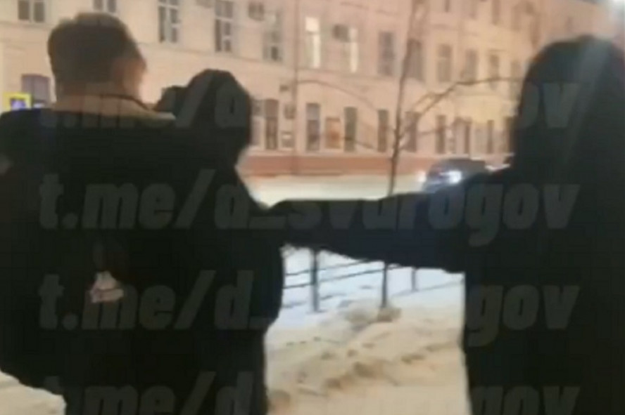 Полиция установила личности "героев" видео об избиении подростков в центре Тамбова