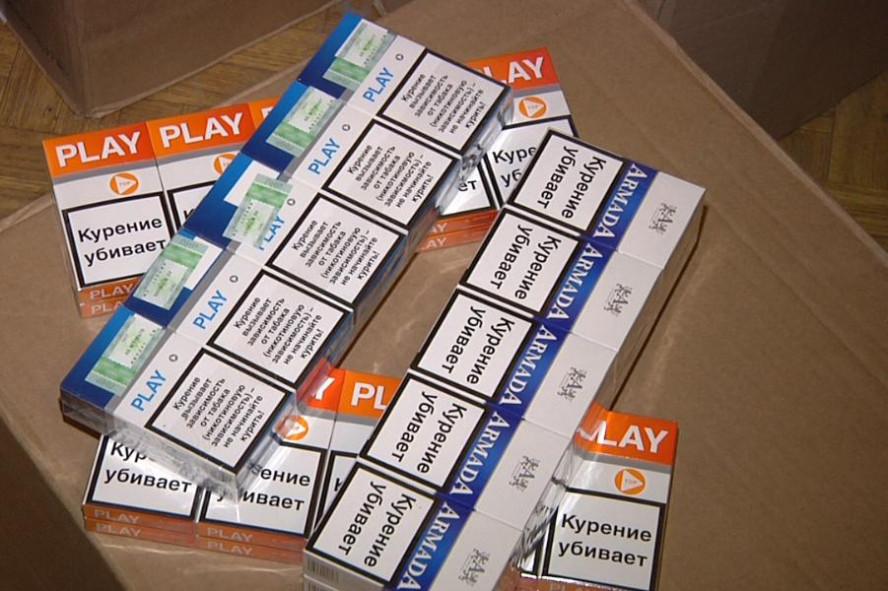 В Кирсанове у предпринимателя изъяли более 6000 пачек контрафактных сигарет
