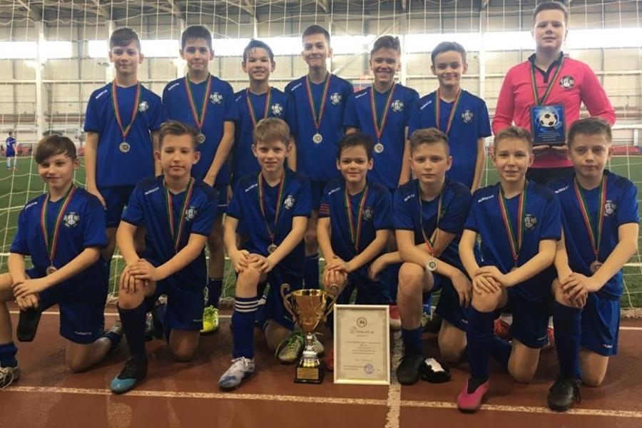 Юные тамбовские футболисты завоевали медали на юношеском турнире в Казани