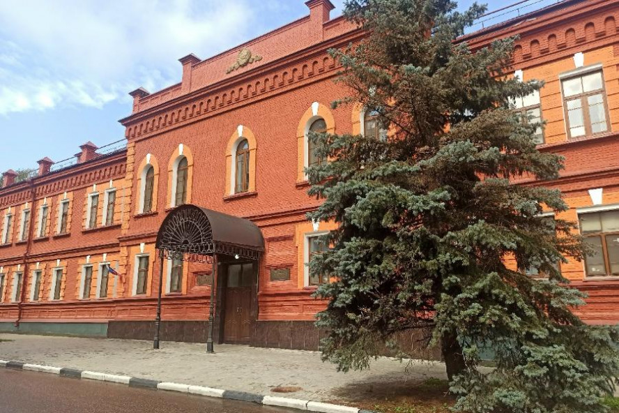 В Тамбовской области гендиректора строительной фирмы обвиняют в хищении более 700 тысяч рублей