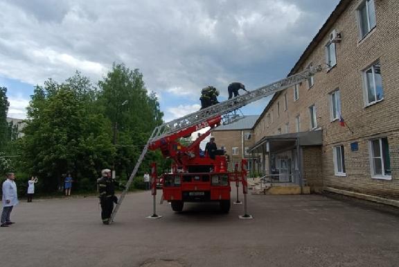 Из стационара Тамбовской ЦРБ эвакуировали персонал и пациентов