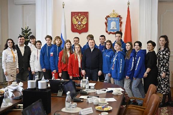 Максим Егоров встретился с делегатами I Съезда Российского движения детей и молодежи "Движение первых"