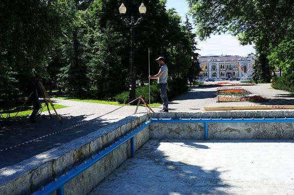 В Тамбове ремонтируют городские фонтаны