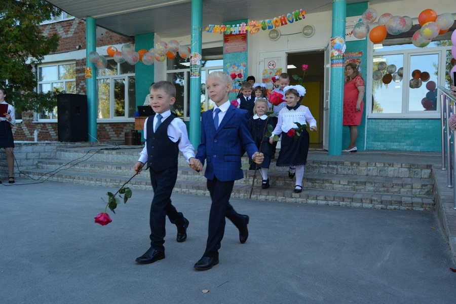 В школах Рассказовского района прошли праздничные линейки ко Дню знаний
