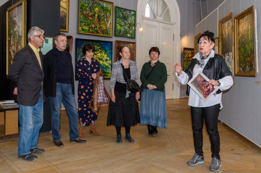 В областной картинной галерее открылась выставка тамбовского художника Олега Ивашенцева