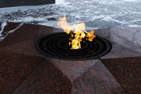В Госдуму внесли законопроект о бесплатной поставке газа для Вечных огней