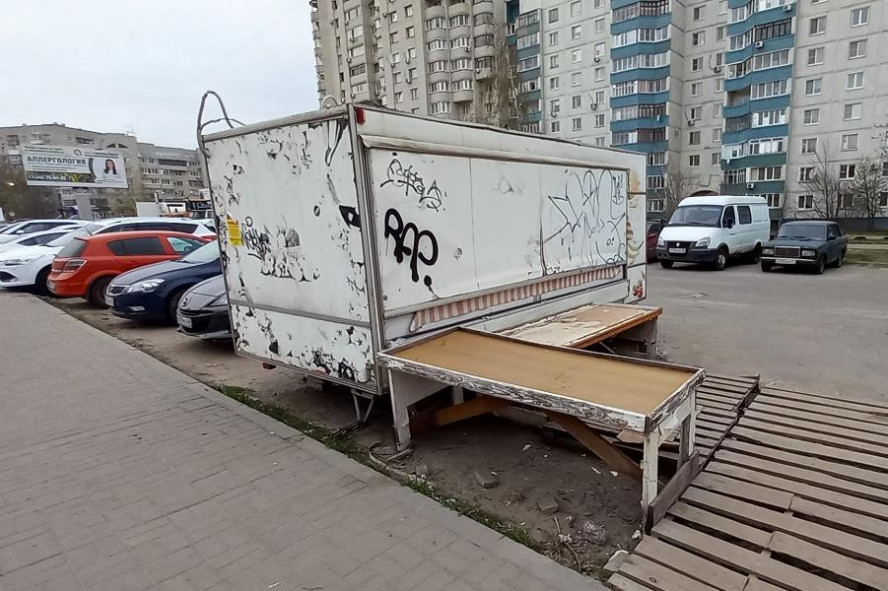 В Тамбове разыскивается собственник незаконно установленного тонара на улице Рылеева