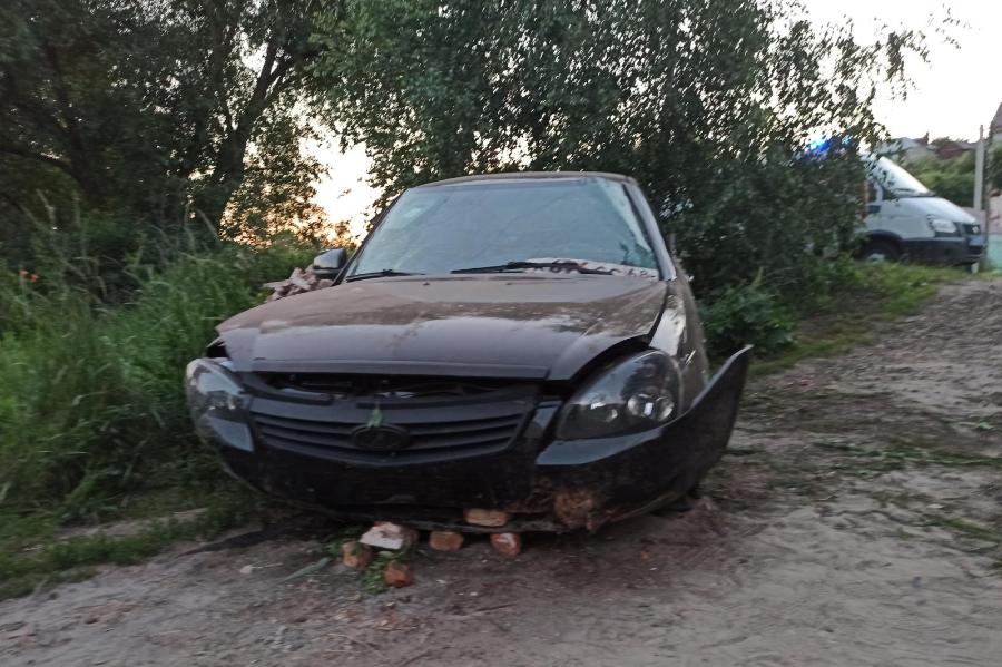 В Кирсанове "Приора" вылетела с дороги: пострадал 3-летний ребёнок
