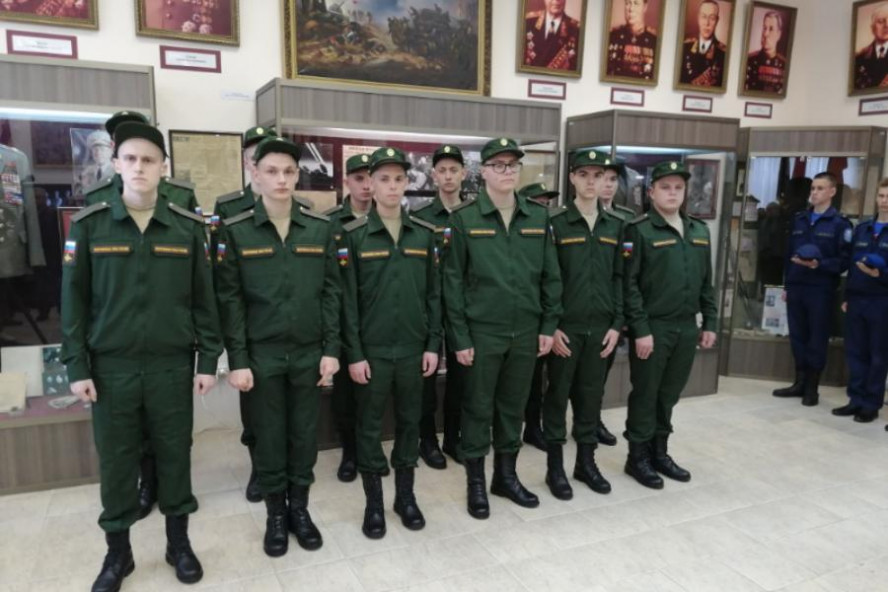 В Тамбове прошли торжественные проводы в армию первых 12 призывников