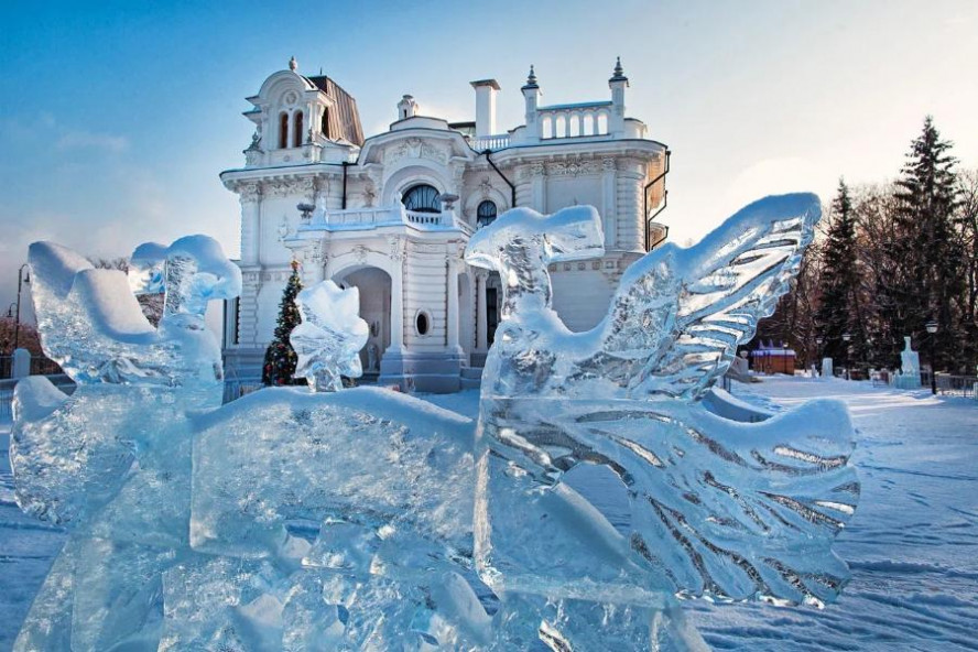 За ледяные скульптуры в Асеевском парке заплатят около 4 млн рублей