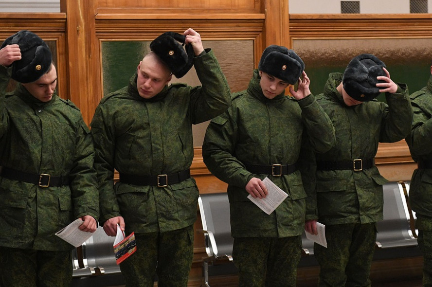 В России стартовал осенний призыв на военную службу