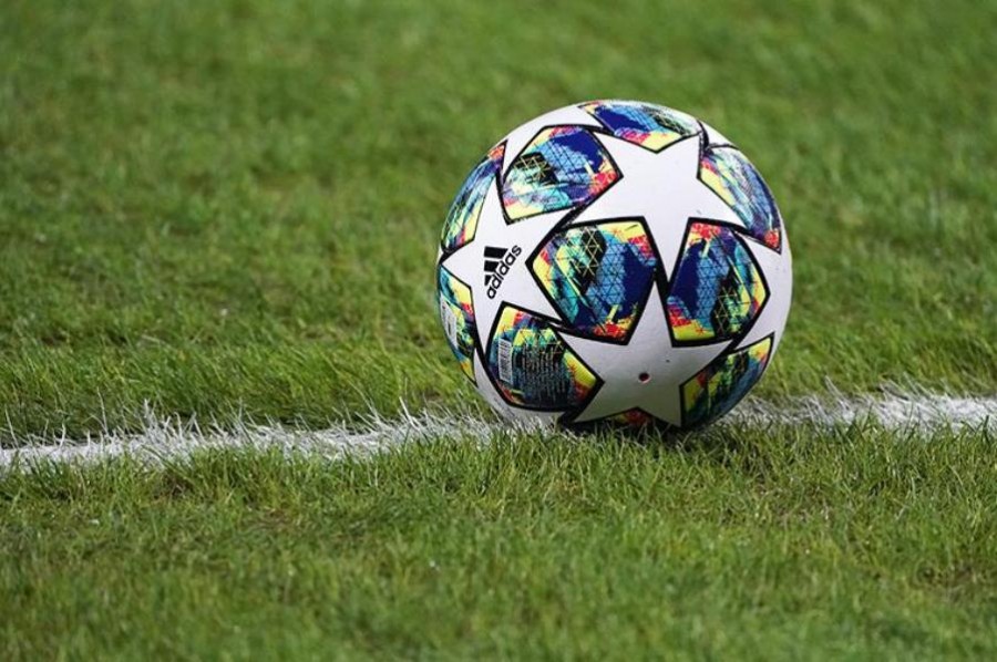 ФИФА заявила о готовности перейти на систему "весна-осень"
