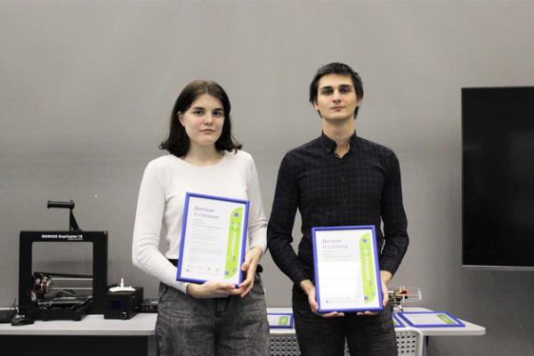 Команда Державинского заняла второе место в конкурсе исследовательских проектов