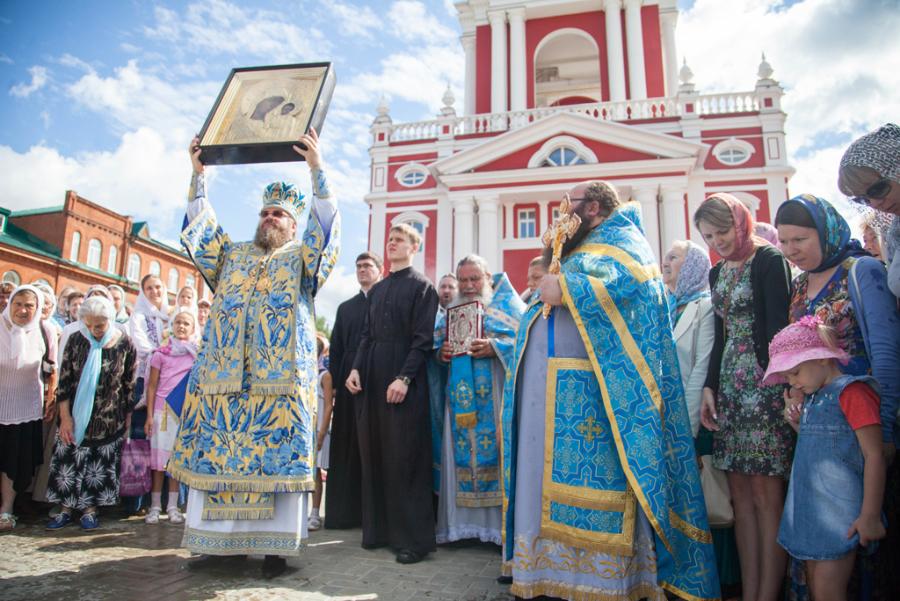 Православные тамбовчане празднуют День Казанской иконы Божией Матери
