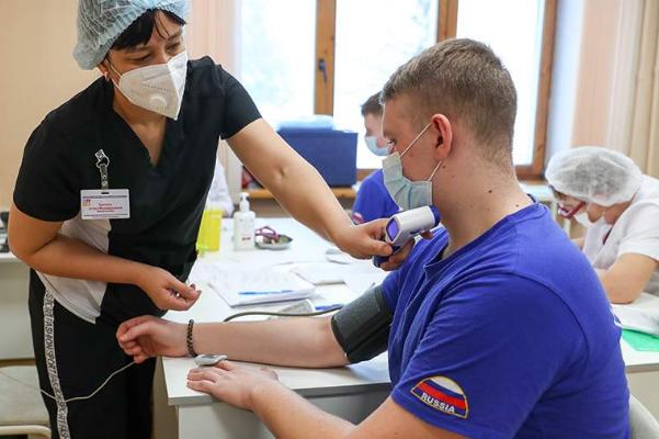 Уровень коллективного иммунитета к коронавирусу в России снизился