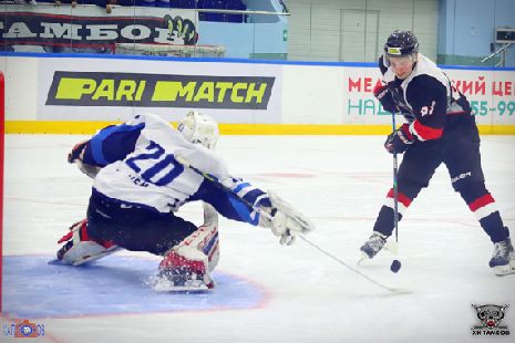 Хоккейный клуб "Тамбов" уступил в первом матче на Кубок главы региона