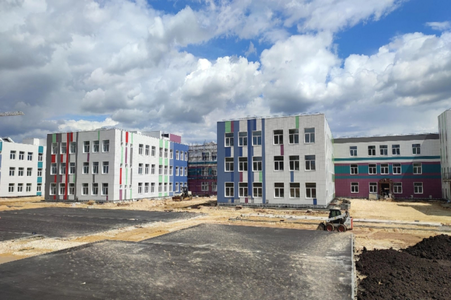 В Тамбове завершается строительство школы на 2,5 тысячи мест