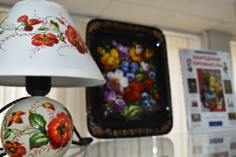 В Тамбове открылась выставка жостовской декоративной росписи