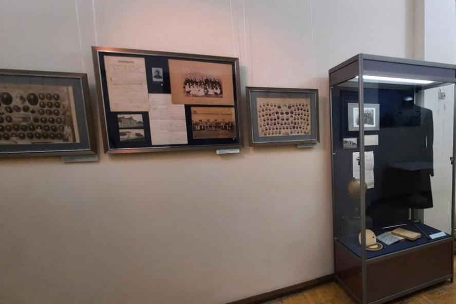 В Областном краеведческом музее открылась выставка, посвященная педагогам