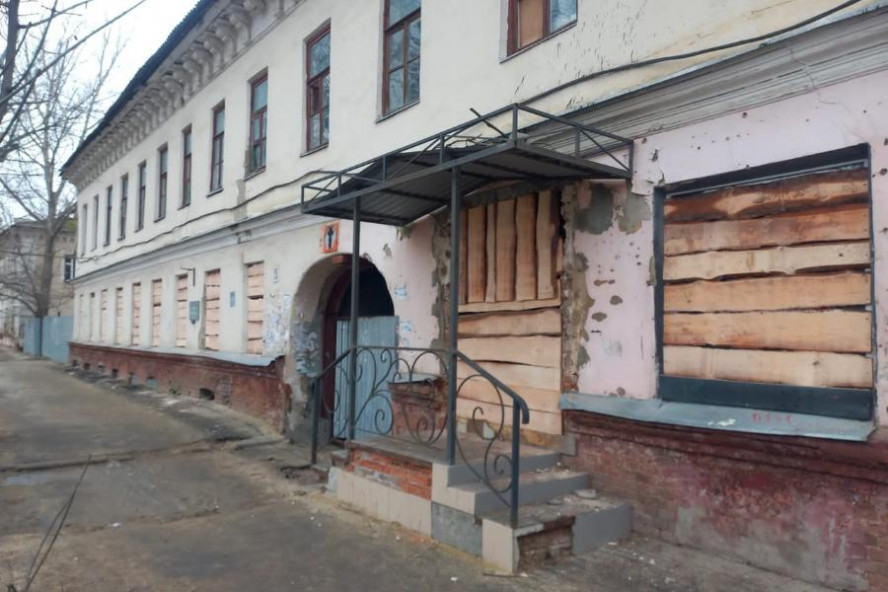 В Тамбове после пожара заколотили окна и двери в здании памятника архитектуры