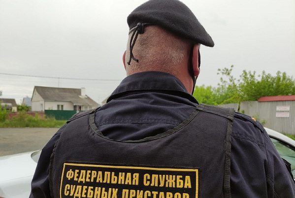 За долги в полмиллиона рублей у тамбовчанина арестовали внедорожник