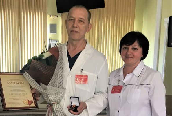 Тамбовский врач удостоен награды Минздрава "Отличник здравоохранения"