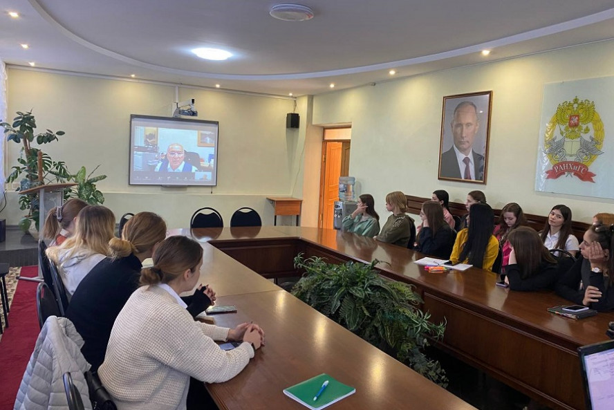 Студенты Тамбовского филиала Президентской академии приняли участие в Открытой дискуссии