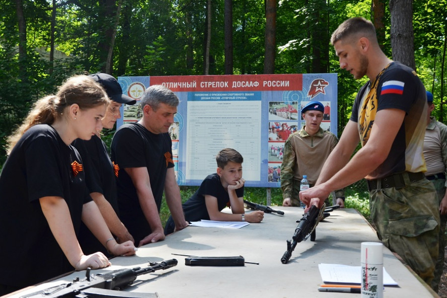На базе Державинского университета прошёл региональный этап военно-патриотического проекта "Семейная зарница" 