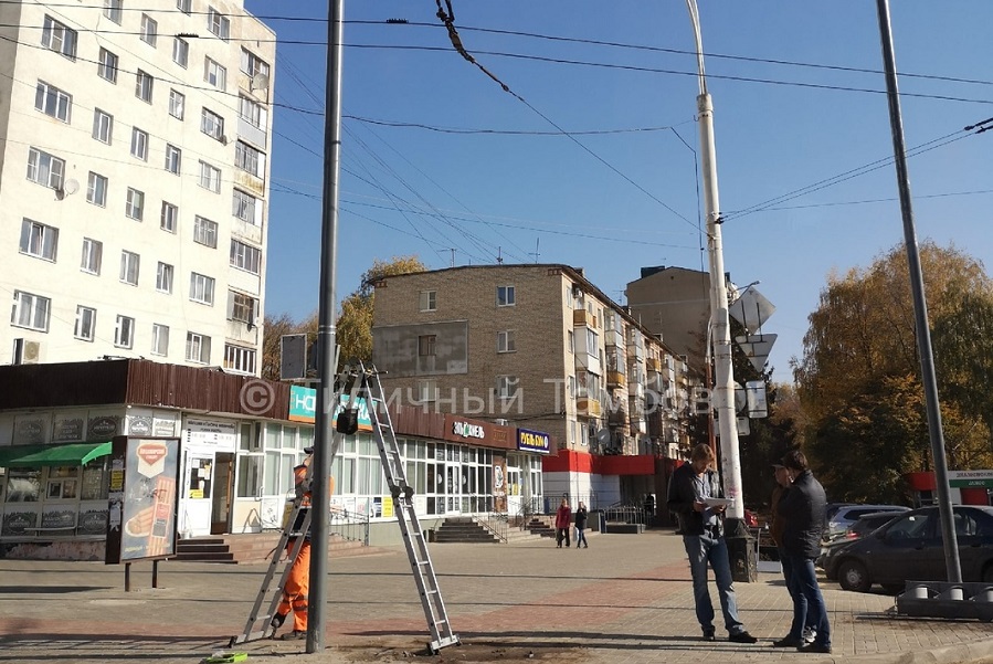 В Тамбове в районе "Динамо" устанавливают светофор