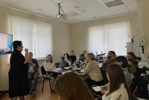 Врачи Тамбовского областного онкодиспансера прошли обучение в Москве