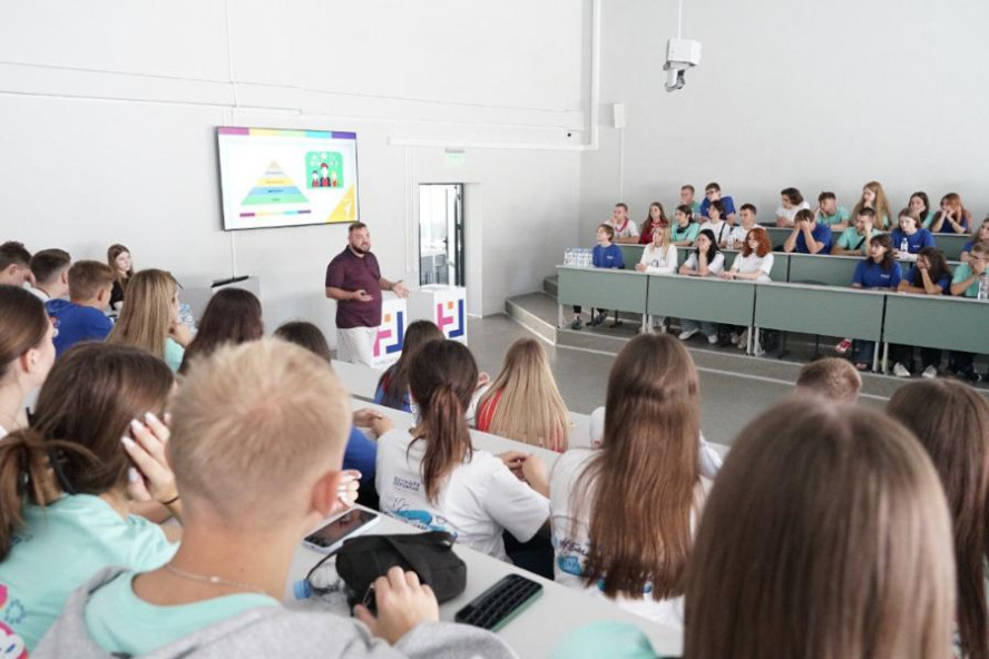 В Тамбове впервые проходит полуфинал "Большой перемены"