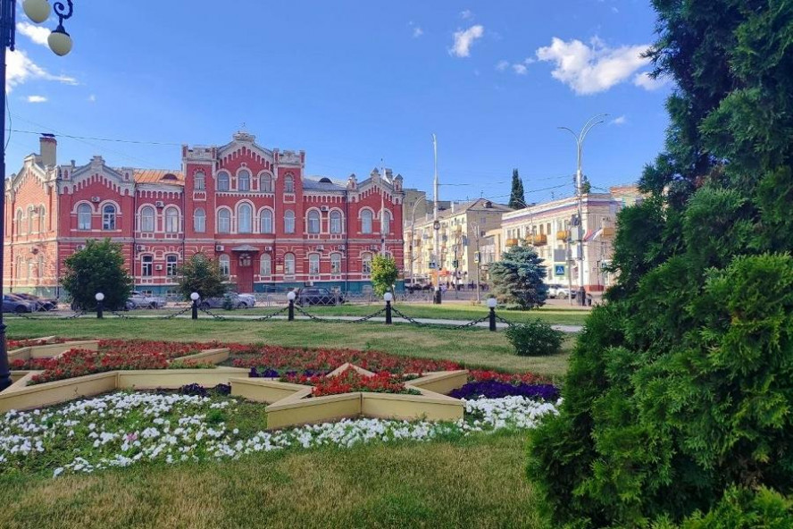 Итоги дня: кредитная зависимость тамбовского бизнеса, на улице Чичканова ускорят ремонт тротуаров, "РусЛайн" сокращает рейсы в Санкт-Петербург