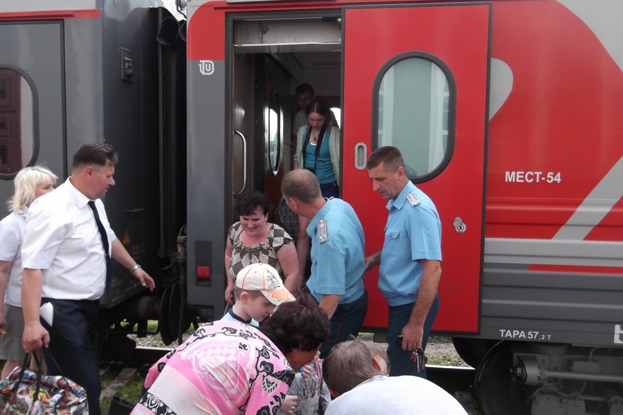 Беженец из ДНР добился совместного проживания с гражданской женой и детьми в Тамбове