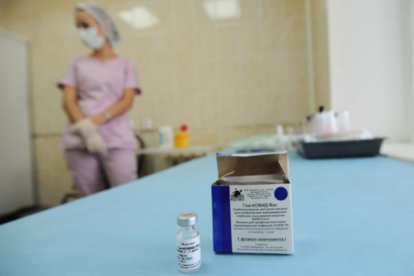 В Рассказовской ЦРБ прививку от коронавируса сделали почти 15 тысяч человек