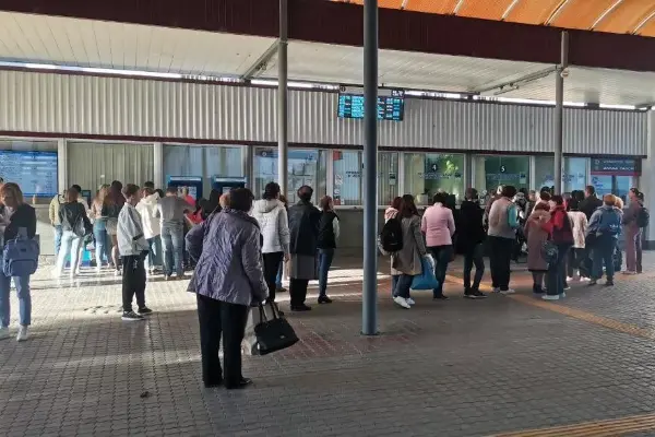 Продажа билетов на поезда из Мичуринска в Крым и обратно приостановлена