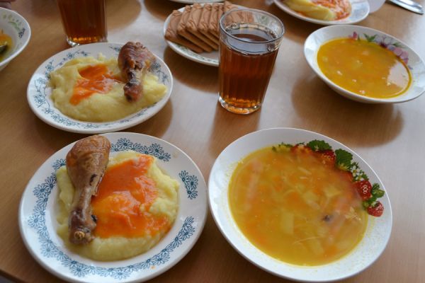 В Рассказовском районе продолжили "Родительский контроль" за качеством питания в школах