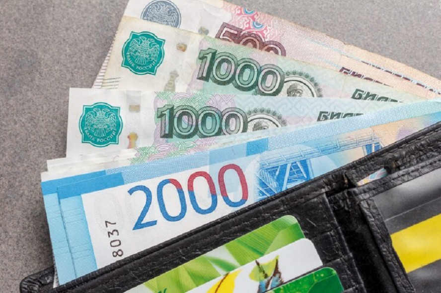 Реальные зарплаты россиян вырастут примерно на 8% с учетом инфляции