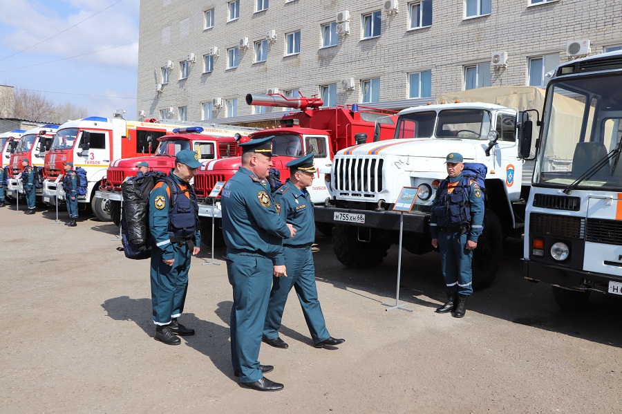 Тамбовские спасатели проверили готовность аэромобильной группировки к пожароопасному сезону