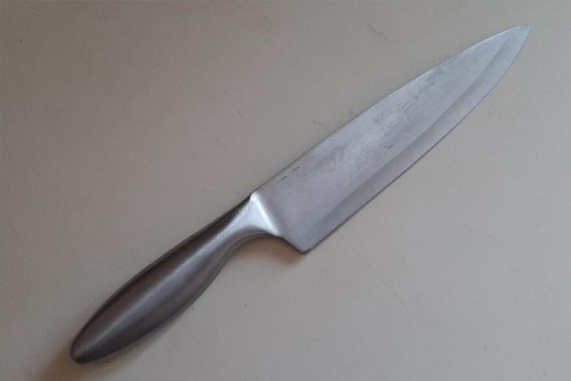 В Тамбове арендатор квартиры напал с ножом на хозяина