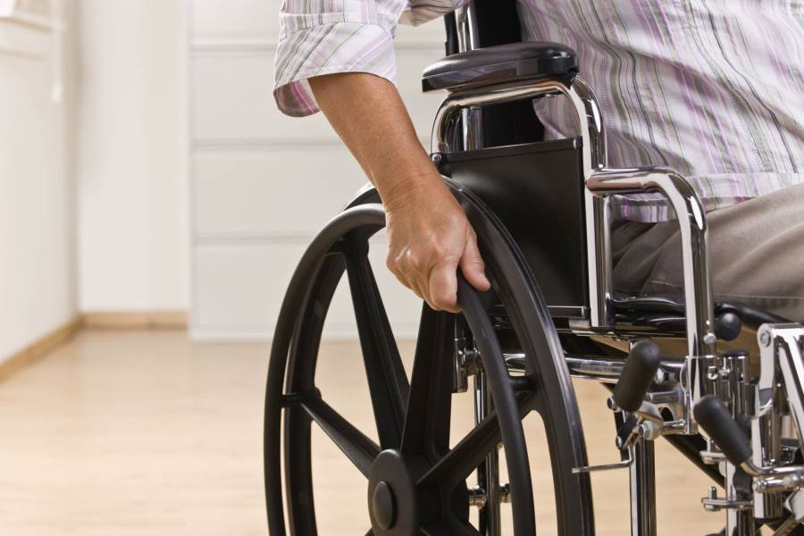 Для тамбовских инвалидов закупили 486 кресел-колясок