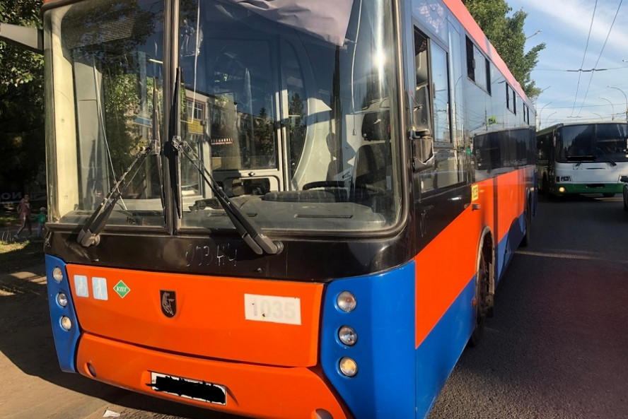 В Тамбове на Советской столкнулись два пассажирских автобуса