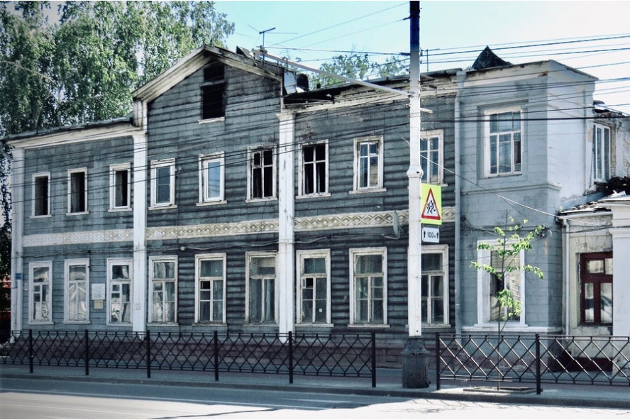 В Тамбове по факту пожара в "Доме Нарышкиных" возбудили уголовное дело